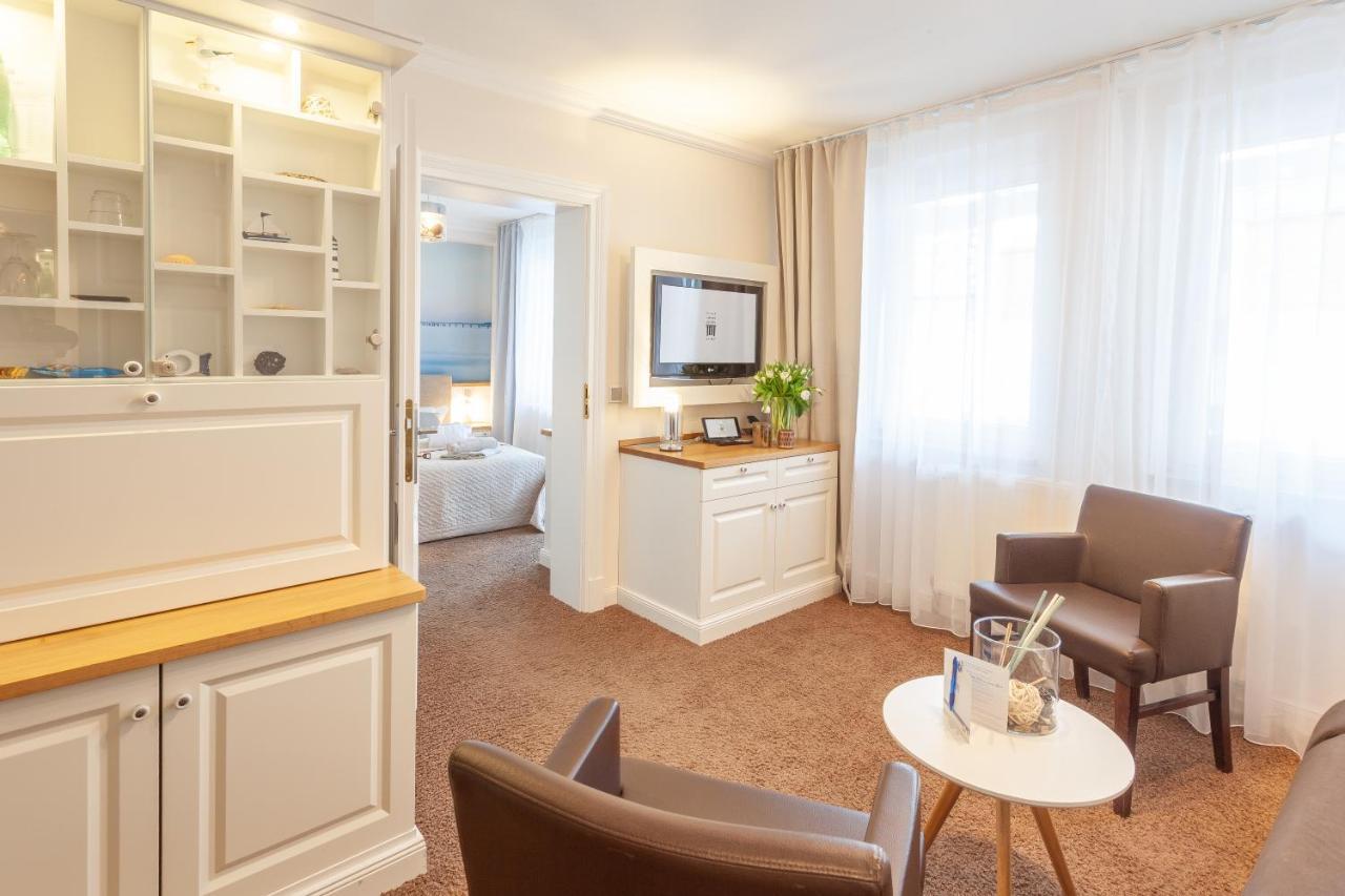 Hotel Vier Jahreszeiten Binz - Adults Only Exterior photo